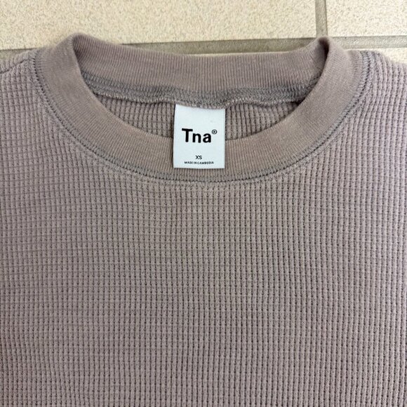 Tna Aritzia Waffle Knit Cropped Thermal Top Womens Size XS - Picture 2 of 5